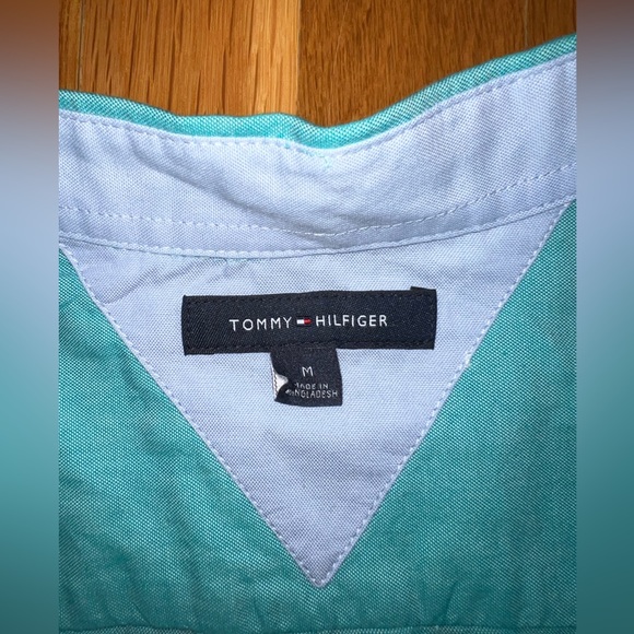 Men’s Tommy Hilfiger Teal Short Sleeve Button Down - Picture 3 of 3